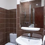 Du Helder Hotel 2*