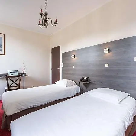 Du Helder Hotel 2*
