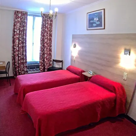 Du Helder Hotel 2*