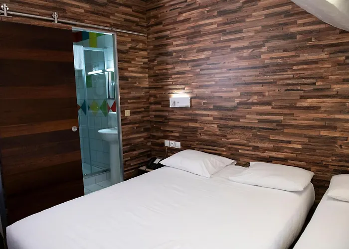 Hotel Du Helder Lyon