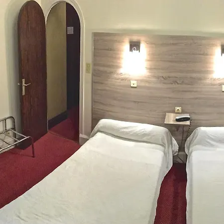 Du Helder Hotel 2*