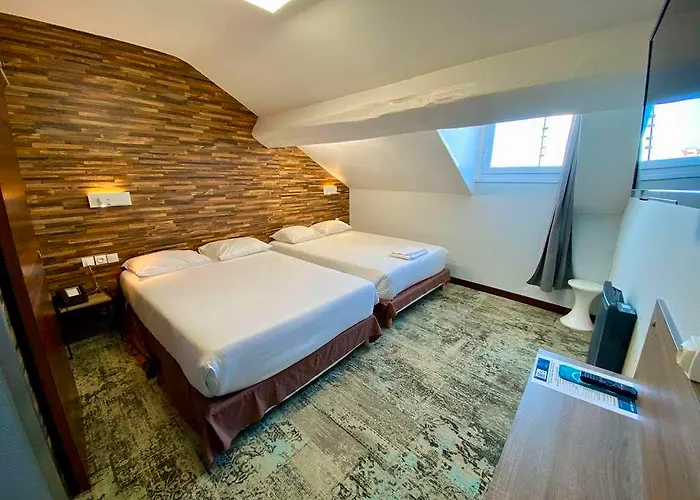 Du Helder 2* Lyon